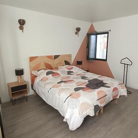 Charmante Maison De Ville Les 2B46 Кахор Екстериор снимка